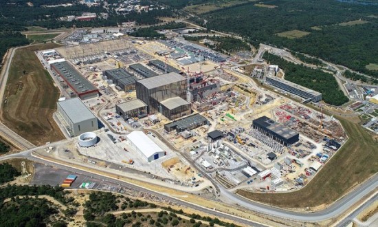 ITER branduolių sintezės reaktoriaus aikštelė Prancūzijoje © Vinci