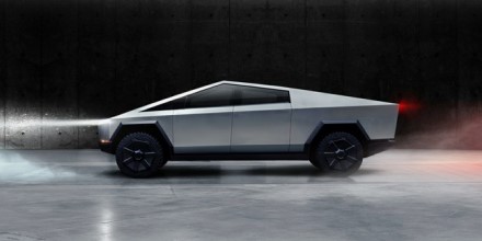 „Tesla Cybertruck“ dizainas pikapą pavertė tik geriau žinomu © Gamintojo nuotrauka „Tesla Cybertruck“ dizainas pikapą pavertė tik geriau žinomu © Gamintojo nuotrauka
