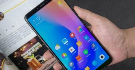 „Xiaomi“ nebekurs telefonų su milžiniškais ekranais ir talpiomis baterijomis, nutraukiama „Mi Max“ serija „Xiaomi“ nebekurs telefonų su milžiniškais ekranais ir talpiomis baterijomis, nutraukiama „Mi Max“ serija