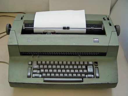 „IBM Selectric“ spausdinimo mašinėlė © Etan J. Tal (CC BY 3.0) | commons.wikimedia.org