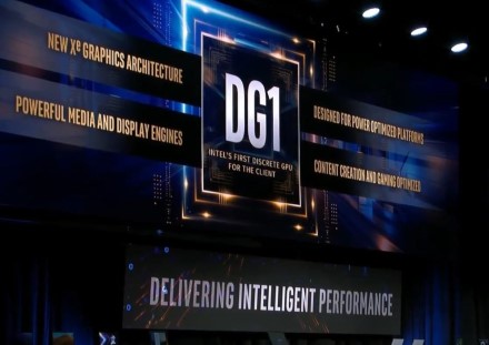 „Intel“ pademonstravo veikiančią „Xe DG1“ grafiką „Intel“ pademonstravo veikiančią „Xe DG1“ grafiką