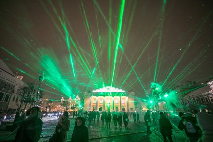 Vilniaus šviesų festivalis atskleis sostinės kiemų paslaptis Vilniaus šviesų festivalis atskleis sostinės kiemų paslaptis