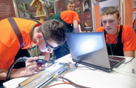 2020 m. į profesinio mokymo įstaigas numatoma priimti daugiau mokinių 2020 m. į profesinio mokymo įstaigas numatoma priimti daugiau mokinių