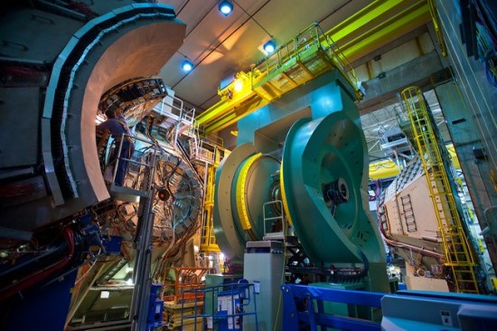 Brookhavene šiuo metu veikia „Relativistic Heavy Ion Collider“ įrenginys  ©Brookhaveno nacionalinė laboratorija