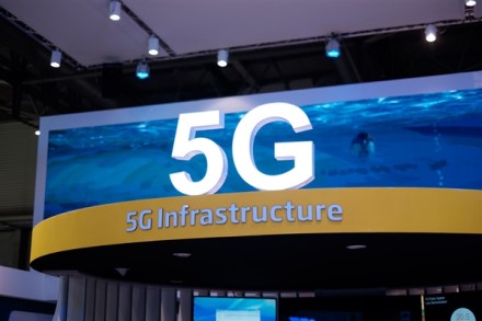 „Huawei“ uždegta žalia šviesa Jungtinėje Karalystėje – galės kurti 5G infrastruktūrą