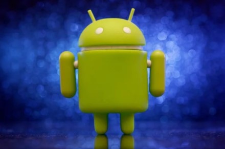 „Google“ ruošia naujoves telefonuose: „Android“ ateityje leis žaisti žaidimus dar prieš juos pilnai įrašius