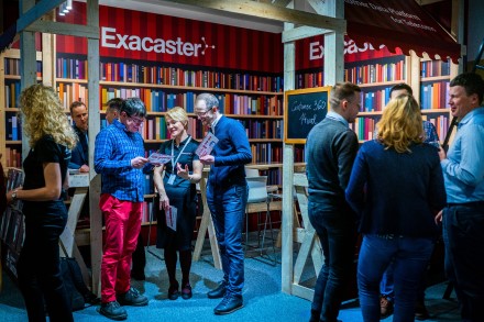 „Exacaster“ pristatė naują produktą telekomunikacijų rinkoje – dirbtiniu intelektu paremtą klientų duomenų valdymo platformą. „Exacaster“ pristatė naują produktą telekomunikacijų rinkoje – dirbtiniu intelektu paremtą klientų duomenų valdymo platformą.