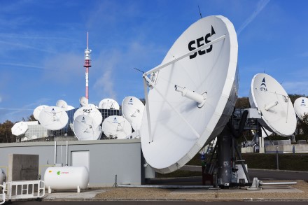 SES apyvarta pernai buvo 1 milijardas 983,9 mln. EUR SES apyvarta pernai buvo 1 milijardas 983,9 mln. EUR