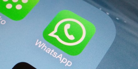 Apribojimai palietė ir „WhatsApp“ programėlę: teks dalintis dvigubai trumpesniais vaizdo įrašais