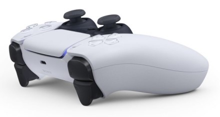 „Sony“ atskleidė „PlayStation 5“ konsolės valdiklių dizainą