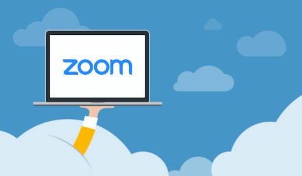 „Google“ dėl saugumo sumetimų savo darbuotojams uždraudė naudotis „Zoom“