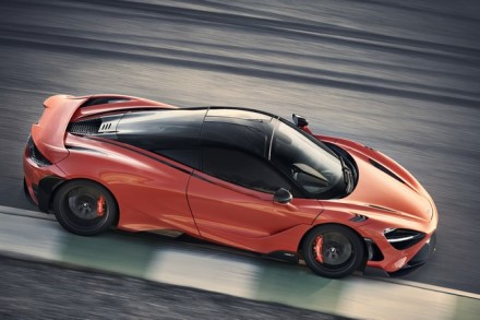 „McLaren“ planuose – ir sintetiniais degalais varomi elektromobiliai © Gamintojo nuotrauka