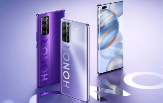 „Honor“ pristatė tris savo flagmanus: „Honor 30“, „Honor 30 Pro“ ir „Honor 30 Pro+“