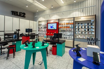 „Tele2“ atnaujina prekybos tinklo veiklą klientams – šalyje atidaromi salonai „Tele2“ atnaujina prekybos tinklo veiklą klientams – šalyje atidaromi salonai