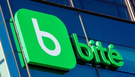 „Bitė“ salonų darbą atnaujina nuo penktadienio „Bitė“ salonų darbą atnaujina nuo penktadienio