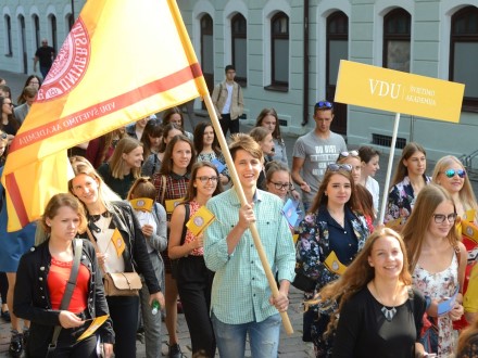 VDU – tarp lyderių pagal moksliškumą, akademinį personalą ir studentų požiūrį