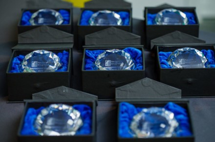 Organizatorių nuotr. / „Naujojo knygnešio 2019“ laureatų iškovotos statulėlės Organizatorių nuotr. / „Naujojo knygnešio 2019“ laureatų iškovotos statulėlės