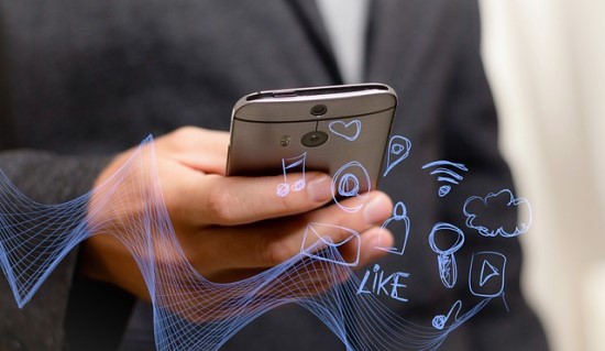 Užtenka vienos SMS, kad iš jūsų nesustabdomai siurbtų pinigus Užtenka vienos SMS, kad iš jūsų nesustabdomai siurbtų pinigus