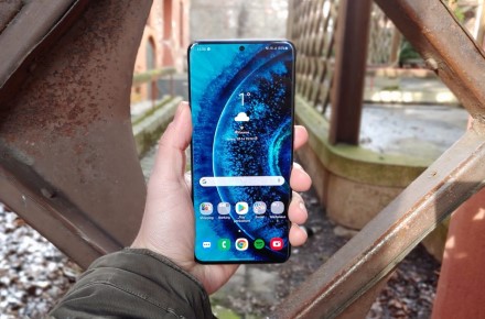 „Samsung“ ir toliau patys gamins ekranus savo flagmanams „Samsung“ ir toliau patys gamins ekranus savo flagmanams
