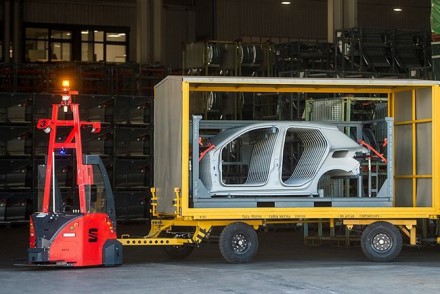 AGV gali pavežti 10 tonų krovinius © SEAT nuotrauka