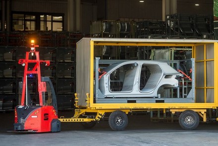AGV gali pavežti 10 tonų krovinius © SEAT nuotrauka AGV gali pavežti 10 tonų krovinius © SEAT nuotrauka