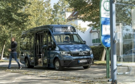 Lietuvių gaminami mažieji elektriniai autobusai. Gamintojo nuotr.