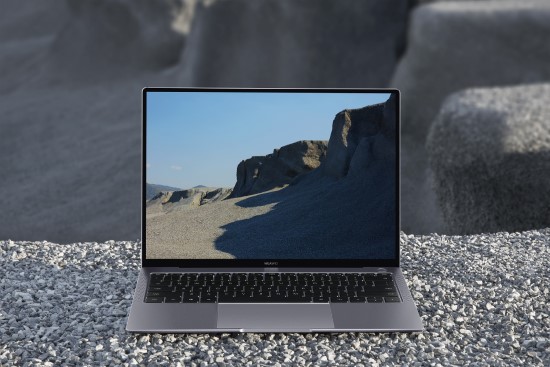 „Huawei“ Lietuvoje pristato „MateBook X Pro“ nešiojamąjį kompiuterį