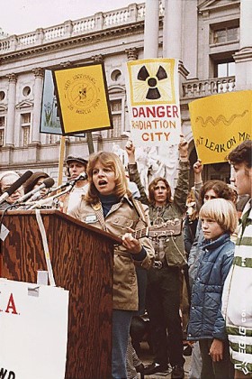 Po Trijų mylių salos nelaimės, per JAV nuvilnijo protestų banga prieš branduolinę energetiką  © „Wikimedia Commons“