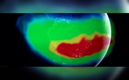Magnetinio lauko anomalija © (NASA Goddard/„YouTube“)
