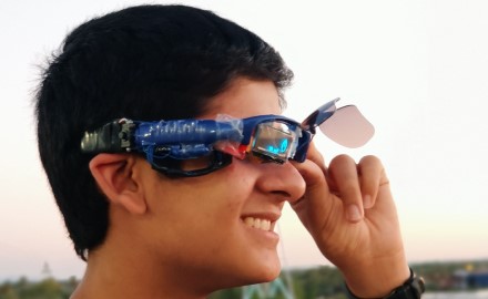 Šešiolikmetis savarankiškai sukūrė išmaniuosius akinius