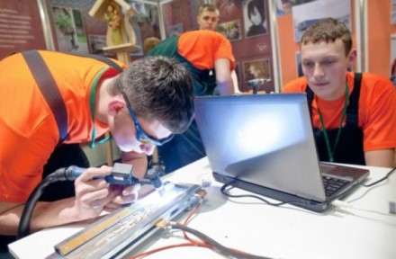 Į profesines mokyklas priimtas rekordinis mokinių skaičius Į profesines mokyklas priimtas rekordinis mokinių skaičius