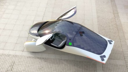 Saulės elementai „Aptera 3“ automobiliui per dieną gali padovanoti iki 65 km. © Gamintojo nuotrauka Saulės elementai „Aptera 3“ automobiliui per dieną gali padovanoti iki 65 km. © Gamintojo nuotrauka