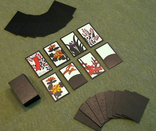 Hanafuda kortos  © Aldaron (CC BY 2.5) | commons.wikimedia.org