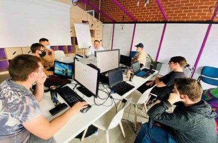 Organizatorių nuotr. / Lietuvių komanda uosto technologijų hekatone pasirodė puikiai Organizatorių nuotr. / Lietuvių komanda uosto technologijų hekatone pasirodė puikiai