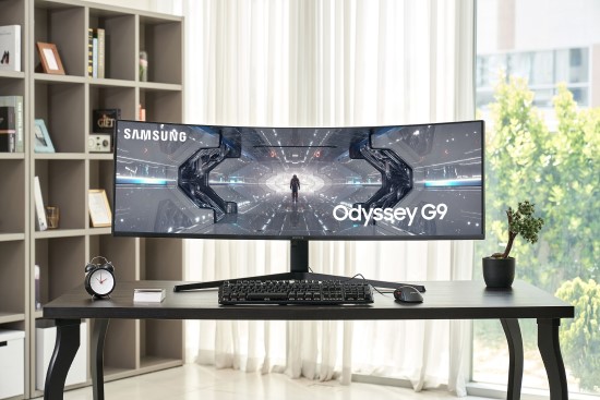 „Samsung“ pristatė „Odyssey G9“ – monitorių žaidimų mėgėjams