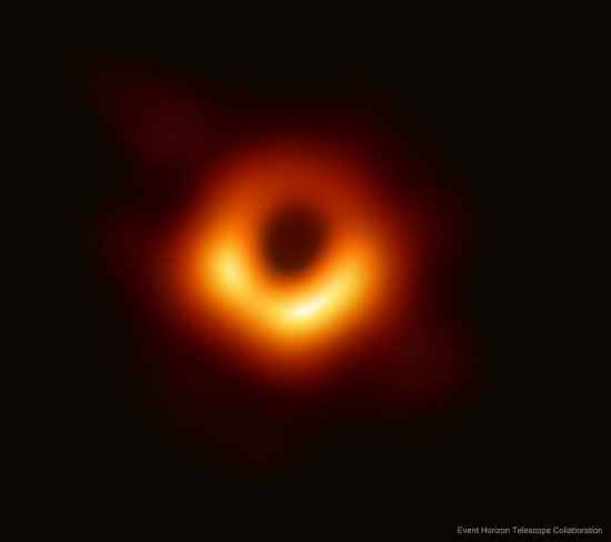 Juodoji skylė / NASA nuotr. Juodoji skylė / NASA nuotr.