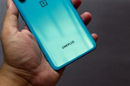 Pigiausių „OnePlus“ telefonų pirkėjų laukia nemaloni staigmena: nebus tokie ilgaamžiški, kaip tikėtasi Pigiausių „OnePlus“ telefonų pirkėjų laukia nemaloni staigmena: nebus tokie ilgaamžiški, kaip tikėtasi