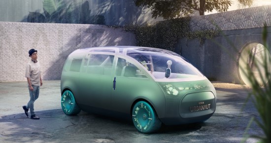 „Mini“ pristatė koncepcinį elektrinį automobilį, kuris transformuosis į kambarį ant ratų