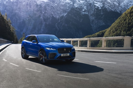 „Jaguar“ pristato „F-Pace SVR“