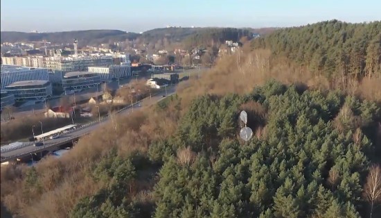 VU radijo mėgėjai skrieti aplink Žemės rutulį paleido balioną / LRT stop kadras