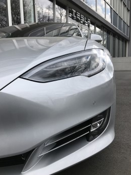 „Tesla“ autopilotas lidarų nenaudos – patentuojama nauja radaro sistema