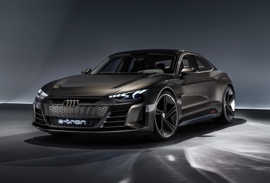 „Audi e-tron GT“ „Audi e-tron GT“