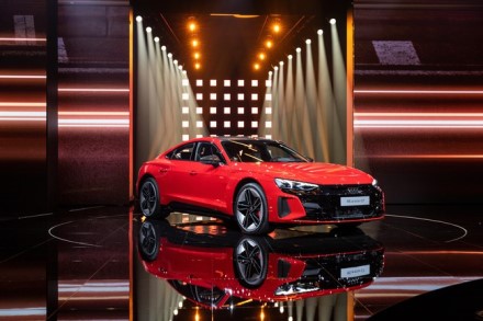 „Audi RS e-tron GT“. Gamintojo nuotrauka