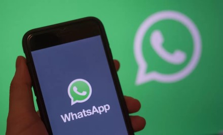 „WhatsApp“ atskleidė: tik pabandykite neatlikti šio veiksmo ir daugiau nebegalėsite susirašinėti