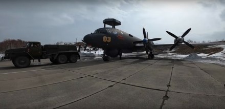 „YouTube“ stopkadras, „Il-38N“ prieš pakilimą