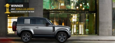 „Land Rover Defender“ paskelbtas 2021-ųjų pasaulio dizaino automobiliu