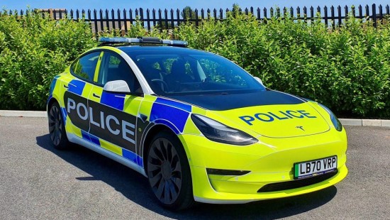 Policija netrukus ji persės į „Tesla“