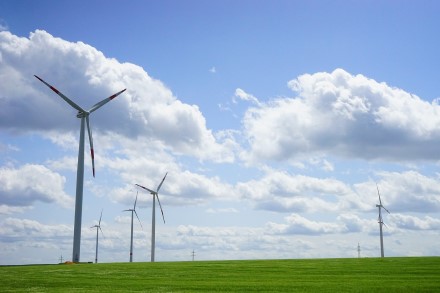 Lietuvos ir Estijos vėjų jėgainių parkai gegužę pagamino 80 proc. viso „Enefit Green“ atsinaujinančios elektros energijos kiekio