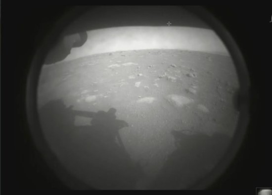 NASA nuotr. / Pirmoji zondo „Perseverance“ nuotrauka iš Marso NASA nuotr. / Pirmoji zondo „Perseverance“ nuotrauka iš Marso