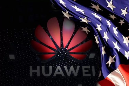 Taip blogai dar nebuvo: „Huawei“ priversta naudoti didžiausių savo priešų procesorius